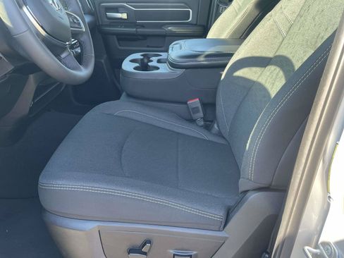 Certified 2026 RAM 2500 Big Horn AWD/4WD image 16