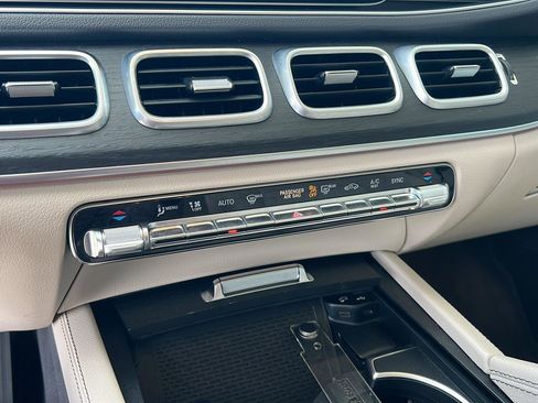 Used 2020 Mercedes-Benz GLE 350 4MATIC image 27