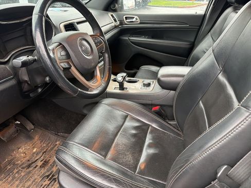 Used 2014 Jeep Grand Cherokee Limited w/ Luxury Group II image 13