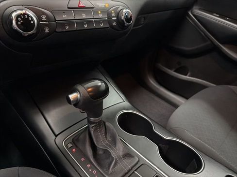 Used 2017 Kia Sorento LX image 23