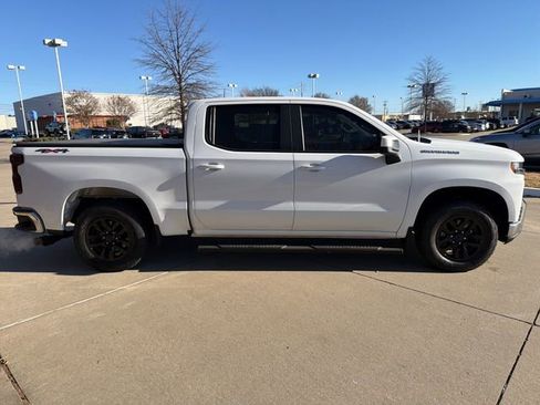 Used 2020 Chevrolet Silverado 1500 LT w/ Texas Edition image 6