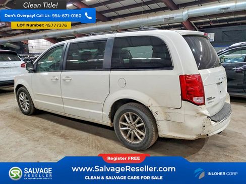 Used 2013 Dodge Grand Caravan SXT FWD image 3