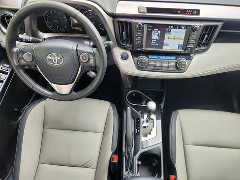 Used 2017 Toyota RAV4 Limited FWD image 26