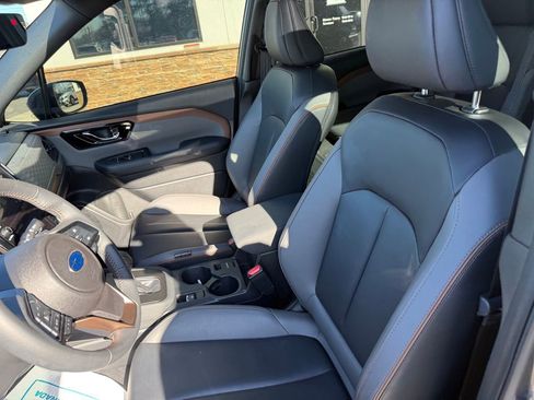 Used 2025 Subaru Forester Sport w/ Popular Package #2 image 3