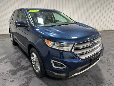 Used 2017 Ford Edge SEL w/ Equipment Group 201A image 2