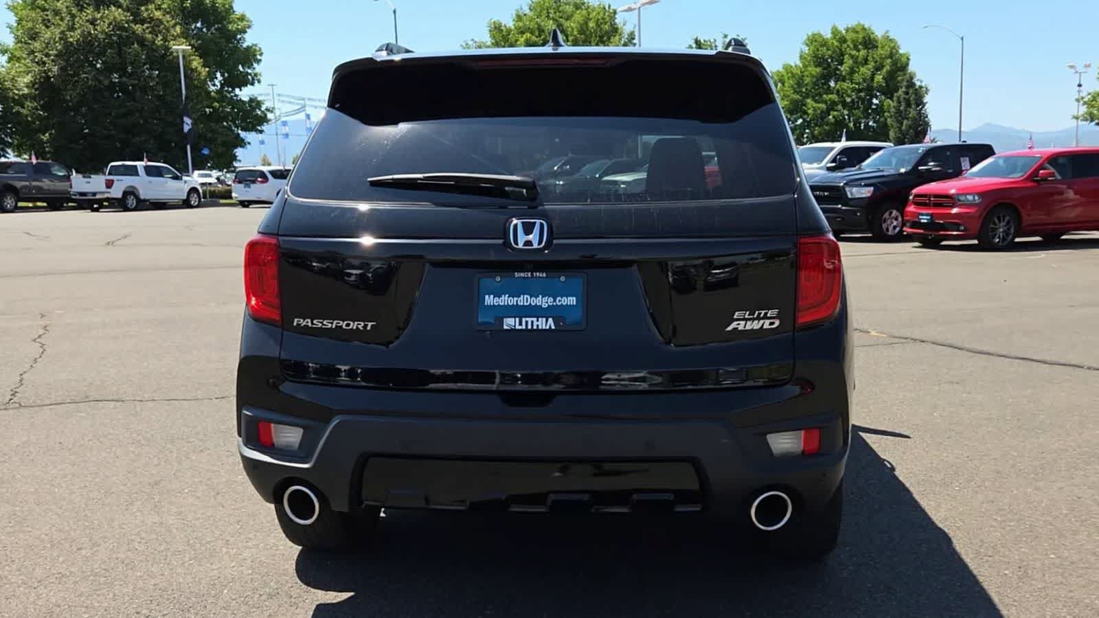 Used 2023 Honda Passport Elite image 7