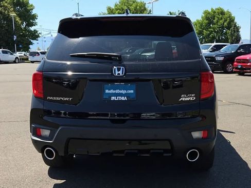 Used 2023 Honda Passport Elite image 7