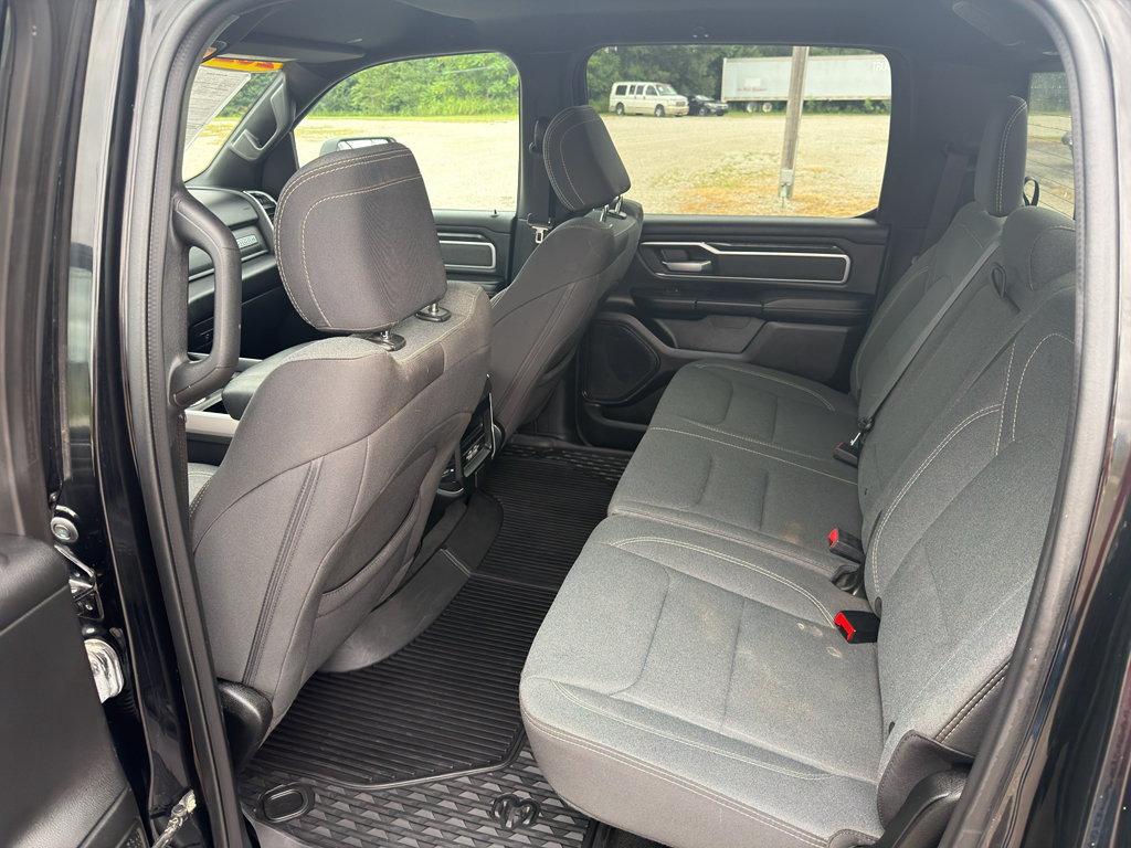 Used 2022 RAM 1500 Big Horn AWD/4WD image 11