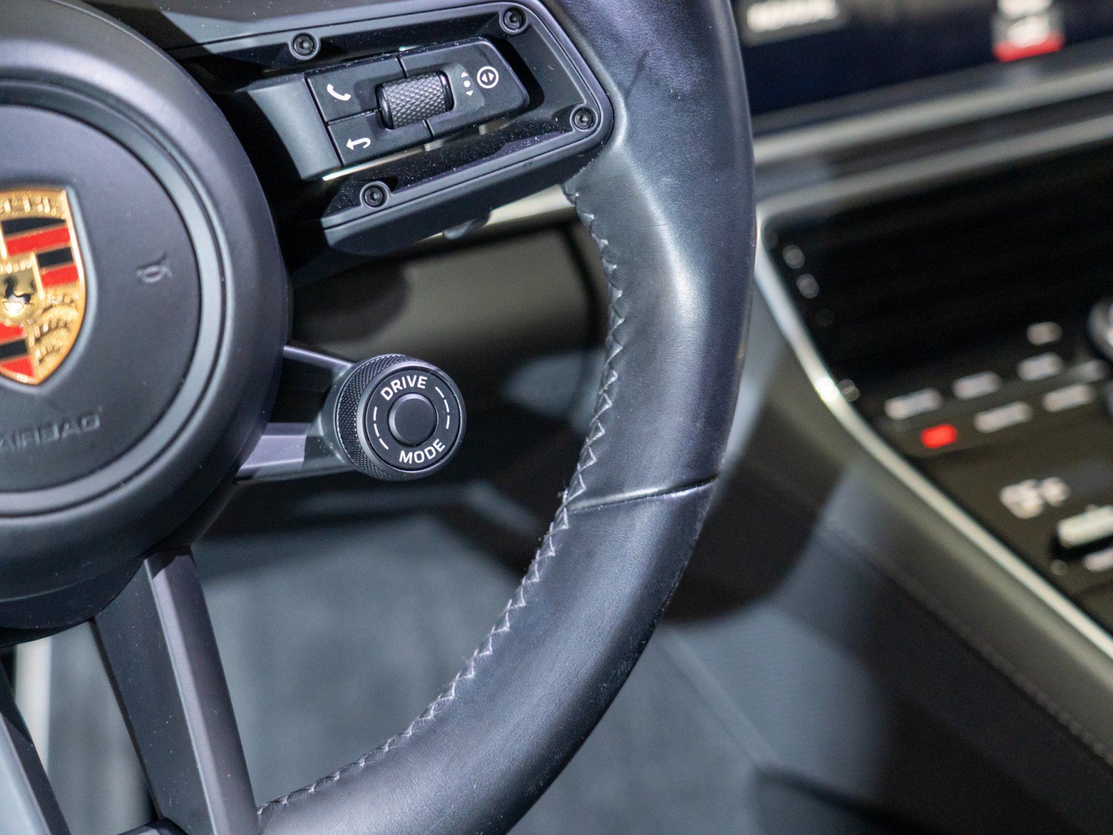 Certified 2021 Porsche Panamera Turbo S AWD/4WD image 23