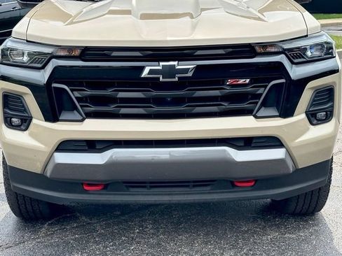 Used 2024 Chevrolet Colorado Z71 w/ Z71 Convenience Package 2 AWD/4WD image 4