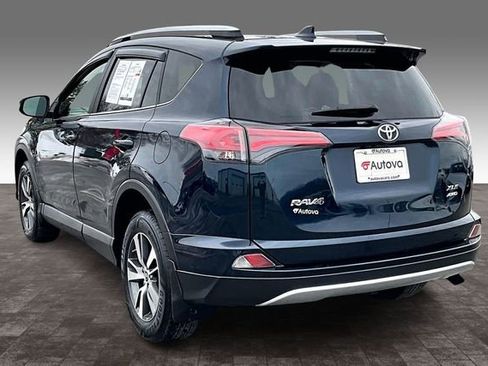 Used 2018 Toyota RAV4 XLE image 4