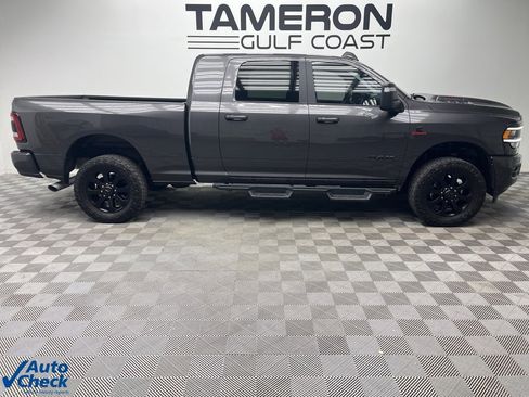 Used 2024 RAM 2500 Laramie w/ Night Edition image 4