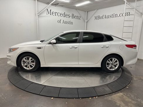 Used 2016 Kia Optima LX w/ LX Convenience Package image 4