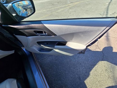 Used 2014 Honda Accord LX image 29