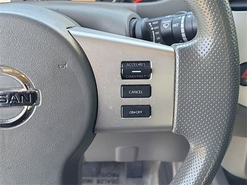 Used 2018 Nissan Frontier SV image 13