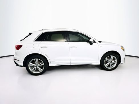 Used 2021 Audi Q3 2.0T Premium AWD/4WD image 10