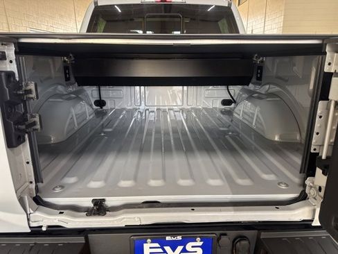 Used 2025 Ford F150 Platinum w/ Equipment Group 702A High image 13