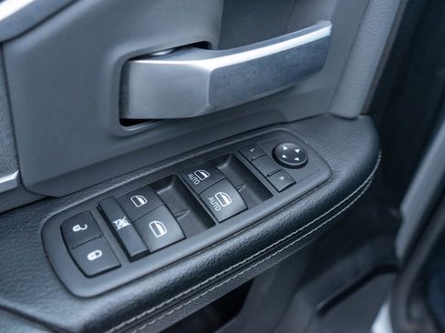 Used 2021 RAM 2500 Big Horn image 14