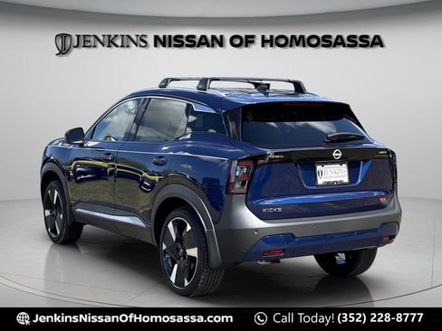 New 2026 Nissan Kicks SR image 6