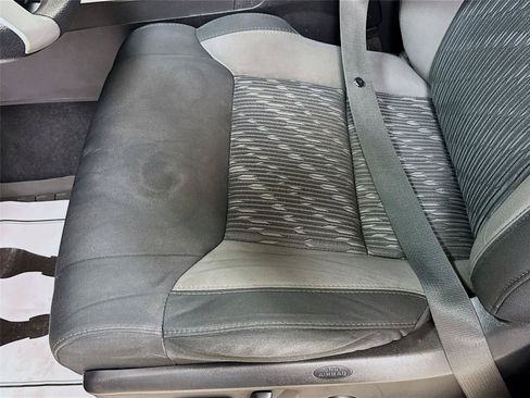Used 2021 Toyota Tundra SR5 AWD/4WD image 18