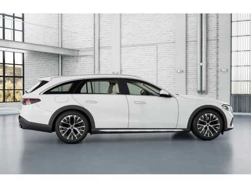 New 2026 Mercedes-Benz E 450 4MATIC All-Terrain Wagon image 16