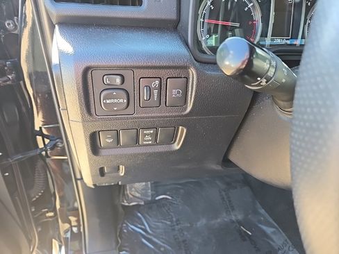 Used 2020 Toyota 4Runner Limited image 16