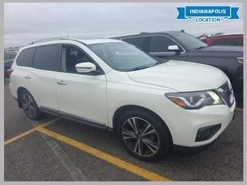 Used 2019 Nissan Pathfinder Platinum w/ Cargo Package image 1