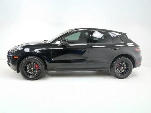 Used 2018 Porsche Macan AWD/4WD image 2
