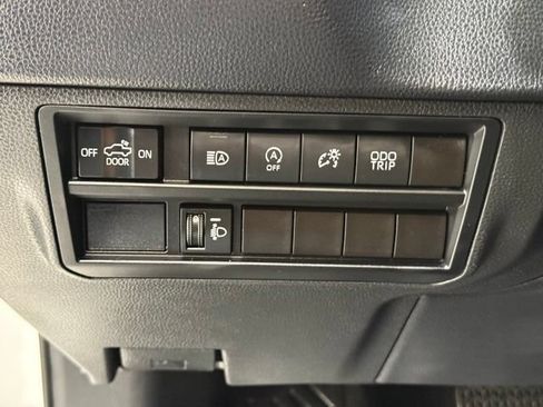 Used 2022 Toyota Tundra SR w/ SR Tow Package RWD image 31