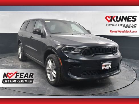 Used 2025 Dodge Durango GT image 1