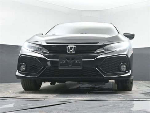 Used 2018 Honda Civic Sport Touring image 44