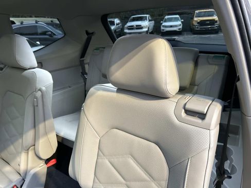 New 2026 Volkswagen Atlas SE FWD image 15