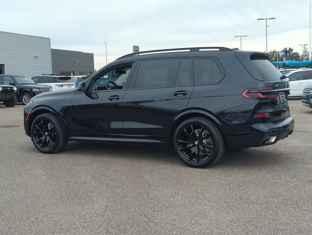 Used 2026 BMW X7 xDrive40i w/ M Sport Package AWD/4WD image 8