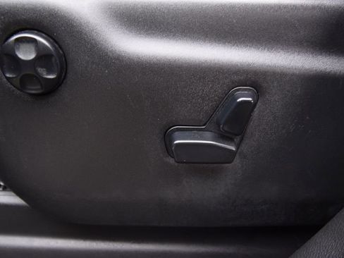 Used 2020 Jeep Grand Cherokee Altitude image 26