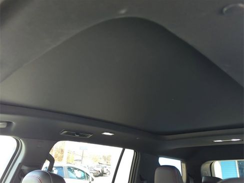 Certified 2024 Chevrolet Traverse RS w/ LPO, Floor Liner Package image 19