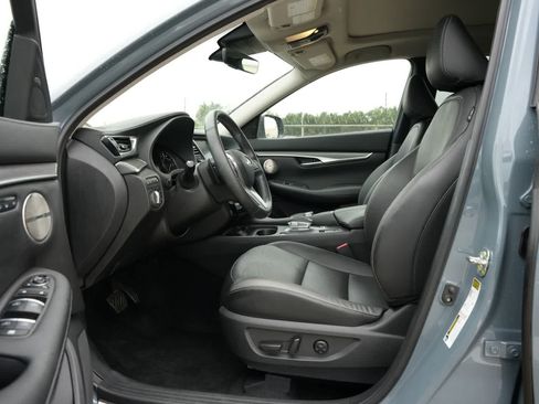 Certified 2023 INFINITI QX50 Luxe AWD/4WD image 16