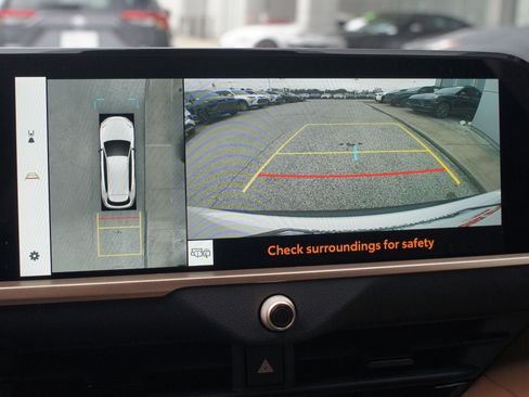 New 2025 Toyota Crown Signia image 15