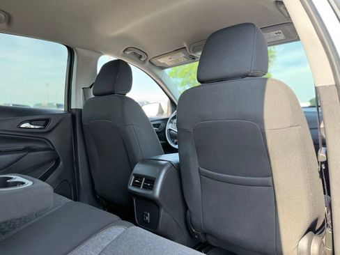 Used 2023 Chevrolet Equinox LT FWD image 16