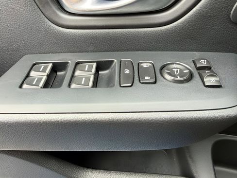 Certified 2023 Honda Pilot TrailSport image 13