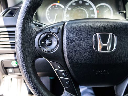 Used 2014 Honda Accord LX image 35