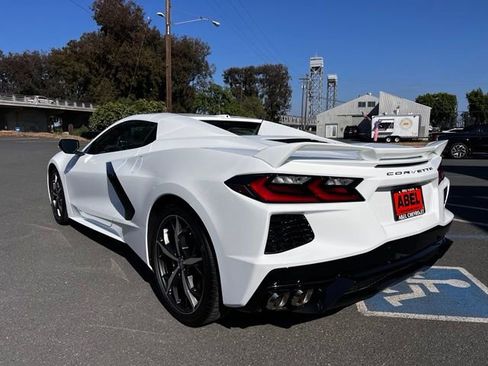 Used 2023 Chevrolet Corvette Stingray Premium Conv w/ Z51 Performance Package RWD image 10