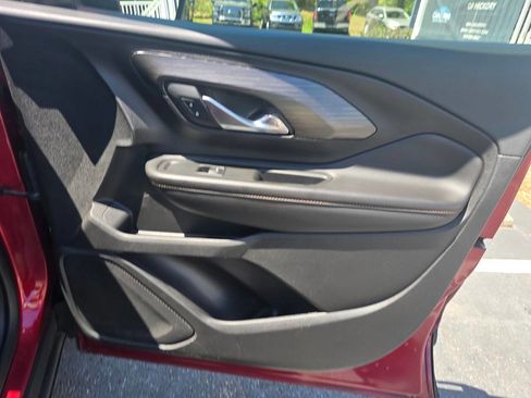 Used 2019 GMC Terrain SLT image 17