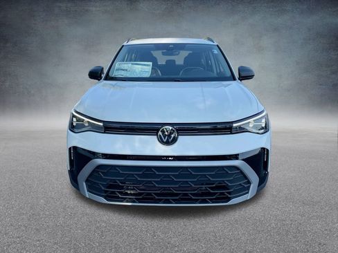 New 2025 Volkswagen Taos S image 34