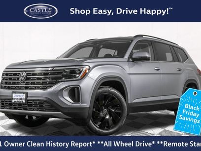 Used 2025 Volkswagen Atlas SE w/ Black Wheel Package