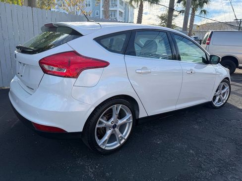 Used 2015 Ford Focus Titanium w/ Titanium Technology Package image 3