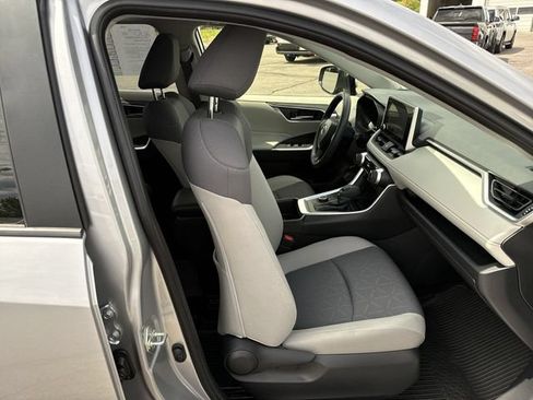 Used 2025 Toyota RAV4 XLE w/ Convenience Package AWD/4WD image 24