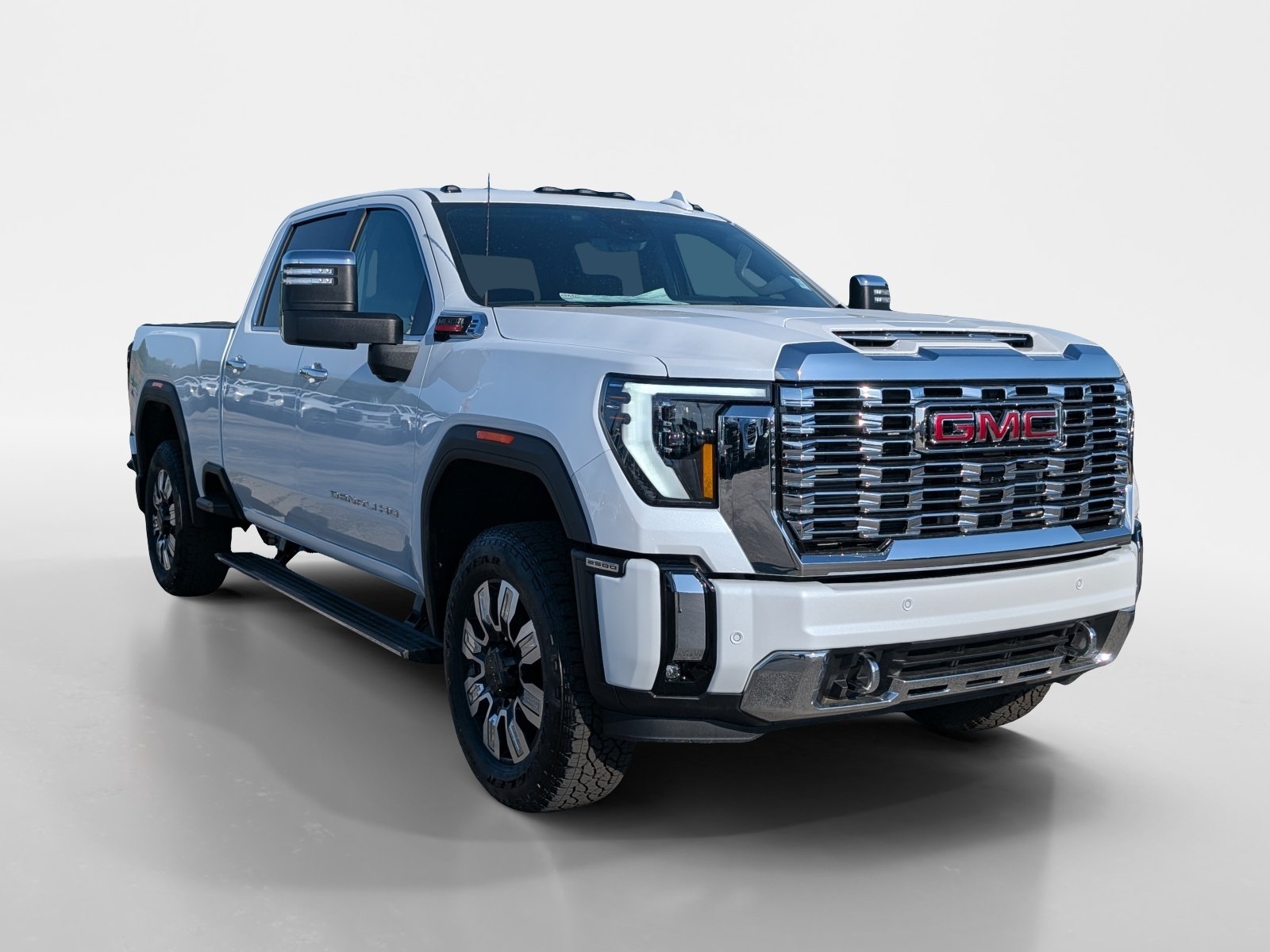 New 2026 GMC Sierra 2500 Denali AWD/4WD image 2