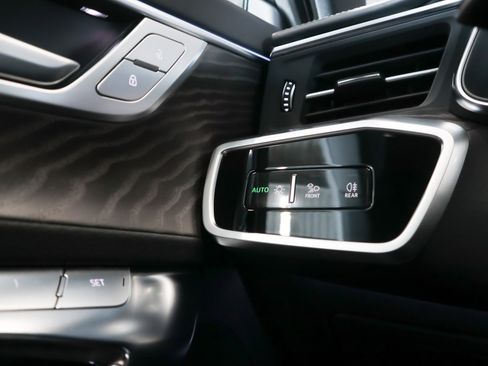 New 2025 Audi A7 3.0T Prestige image 24