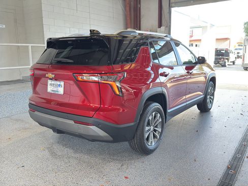New 2026 Chevrolet Equinox LT image 9