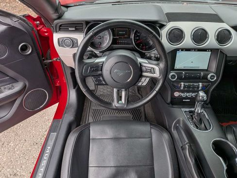 Used 2017 Ford Mustang GT Premium RWD image 15